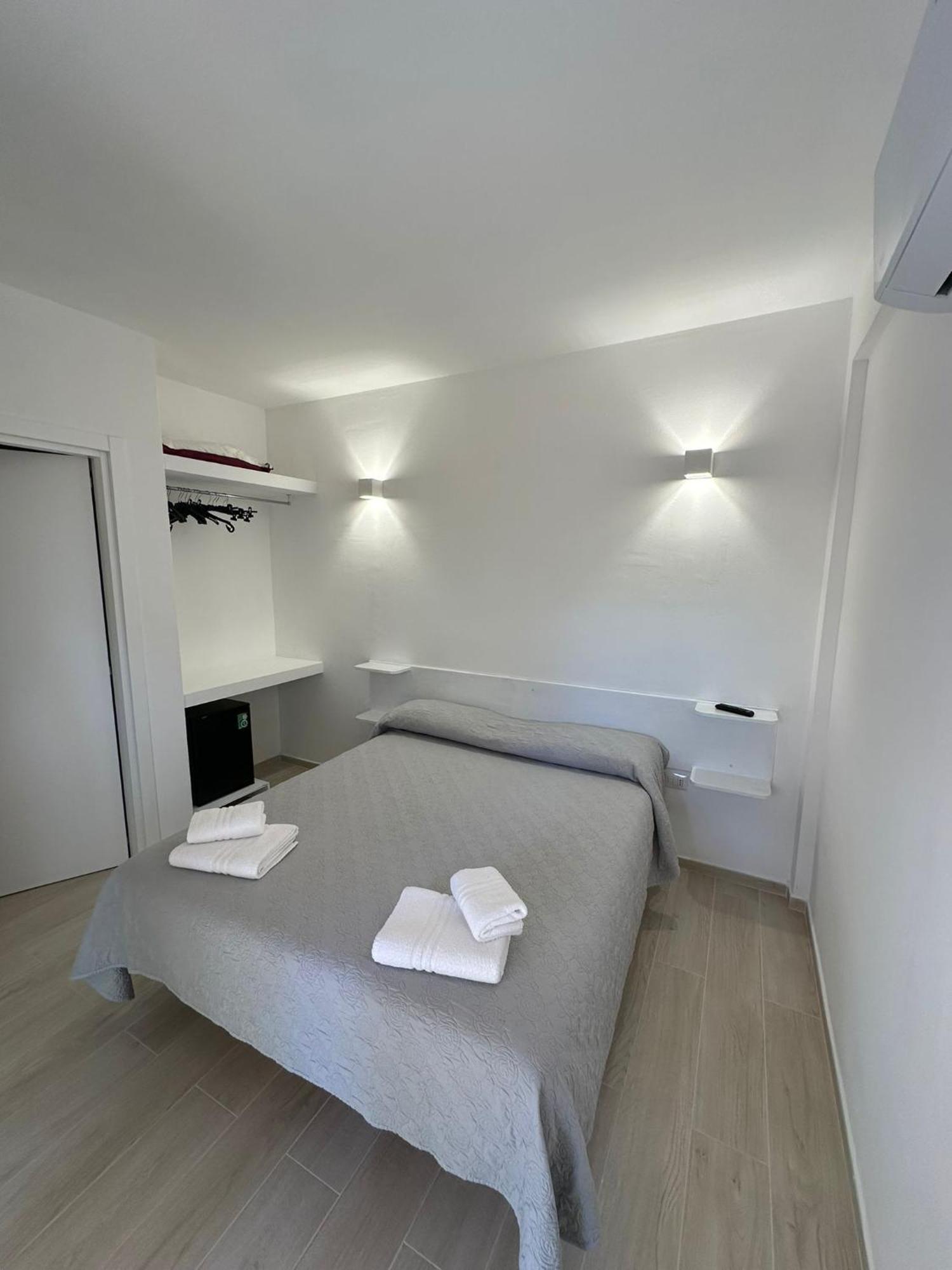 Villaggio Alberghiero Da Pepe มารีนาดีกาเมโรตา ภายนอก รูปภาพ